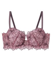 ふっくらとしたまる胸をキープ、脇&背中もスッキリ【ホールドデイブラ(Hold Day Bra)】