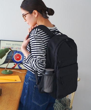 【シリーズ累計販売 8万点!】無重力ファンクションリュック / 撥水仕様 22L