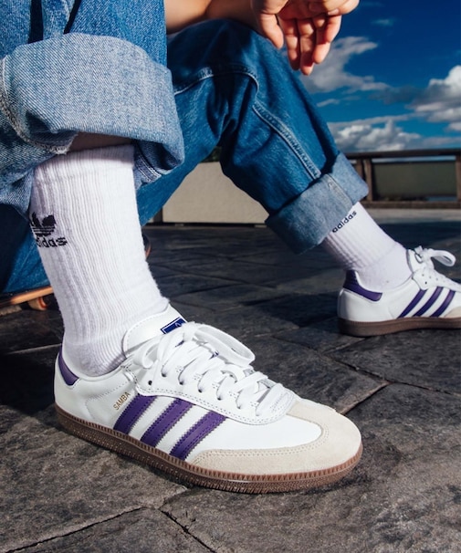 【国内ムラサキスポーツ限定カラー】adidas skateboarding/ユニセックス 421243959 SAMBA ADV サンバ IE6613 アディダススケートボーディング シューズ スニーカー ムラサキスポーツ