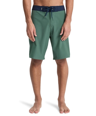 QUIKSILVER/EQYBS04892 水着 SURFSILK KAIMANA 20NB ボードショーツ フィットタイ 20インチ インナーショーツなしタイプ 4WAYストレッチ・撥水加工 トランクス クイックシルバー メンズ ムラサキスポーツ