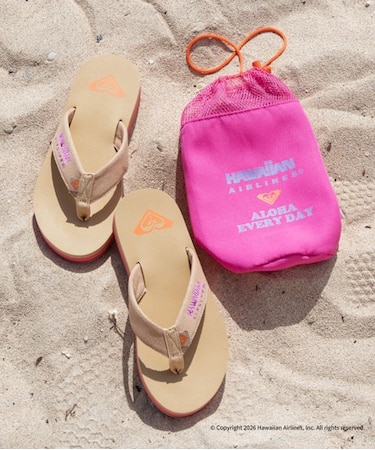 ROXY/RSD262201 【ROXY x HAWAIIAN AIRLINES】FLIP FLOP ポーチ付きビーチサンダル レディース ムラサキスポーツ