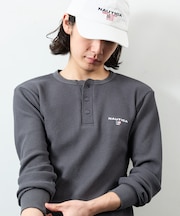 Essentials タイトフィット L/S ヘンリーネック ワッフル Tシャツ