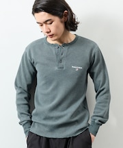 Essentials タイトフィット L/S ヘンリーネック ワッフル ピグメントTシャツ