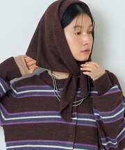 スカーフ付きニット