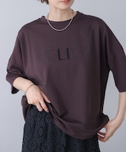 HOTFIX厚盛り刺しゅうロゴT