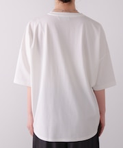 ビジューロゴTシャツ