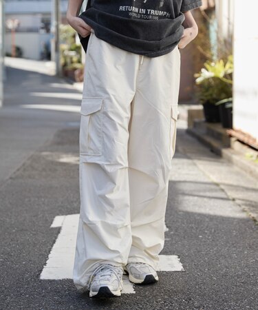 イージーパラシュートカーゴパンツ
