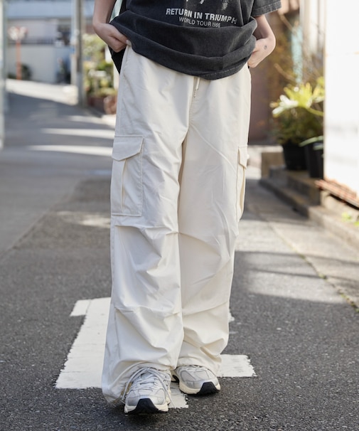 イージーパラシュートカーゴパンツ