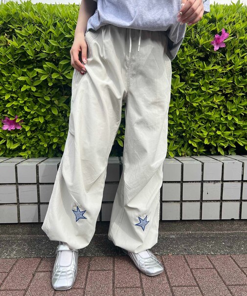 スターパッチタックワイドパンツ