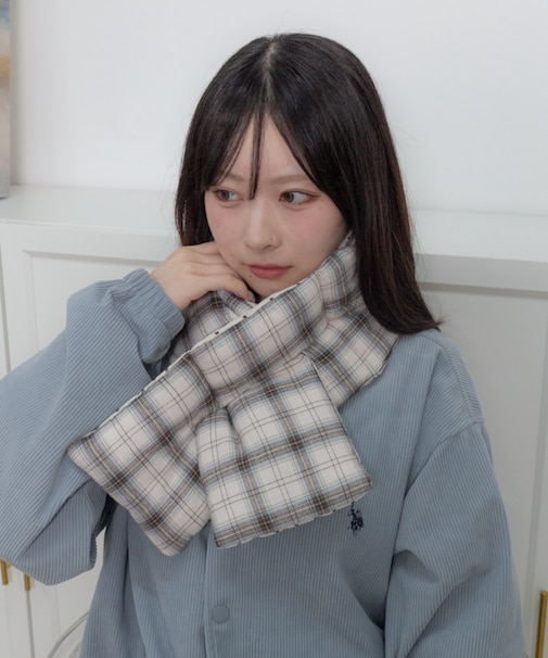 リバーシブルパテッドマフラー