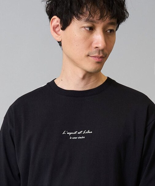 【コットン100%】ミニロゴプリントロングTシャツ セミワイドシルエット