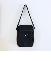 ミッフィー miffy フェイス 縦型ショルダーバッグ ブラック