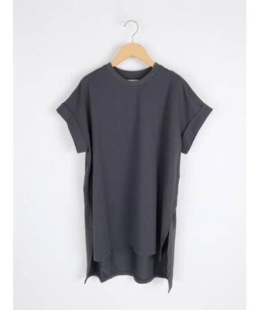 バックロゴロングTシャツ