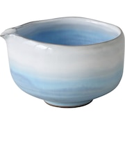 【当該商品送料無料】藍花 茶碗 通販 片口 抹茶碗 抹茶茶碗 手づくり片口抹茶碗 抹茶 お茶 お抹茶 道具 茶器 小鉢 器 甘味 デザート お菓子