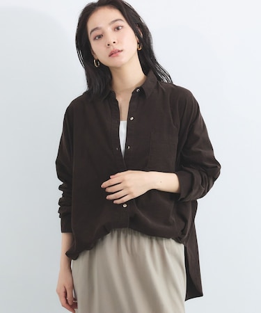 金ボタンコーデュロイシャツ