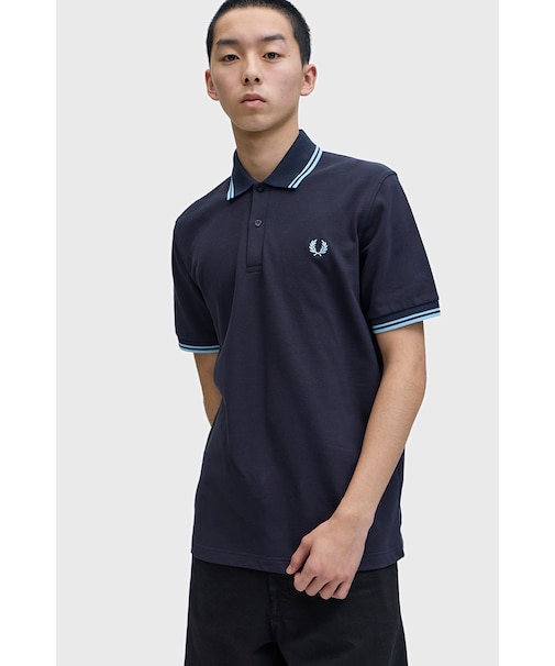 The Fred Perry Shirt - M12