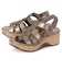【ワイドフィット】Clarks クラークス CHELSEAH PEAK ウェッジサンダル 26177069 26177070 26179786