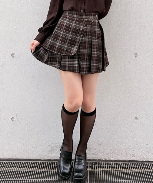 ケーププリーツスカート