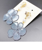 キラキラレースフラワーピアス