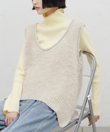 ∴深Uメランジファーニットベスト