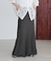グレー