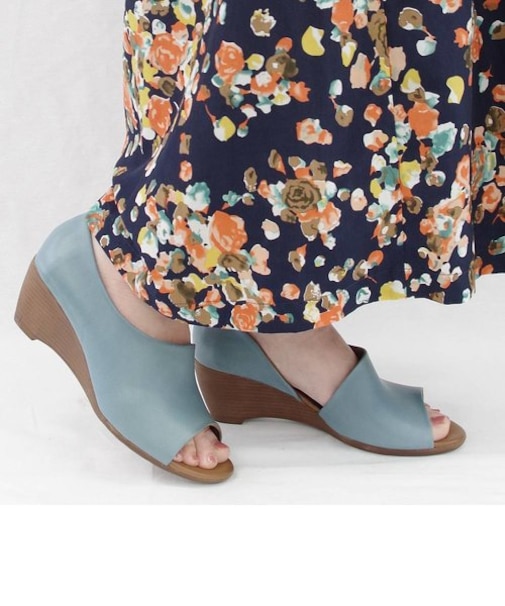 【BUENO SHOES ブエノシューズ】 オープントゥサイドカットサンダル【J2410】