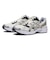 1203A582.100　GEL-1130　*CREAM/SILVER　679543-0001