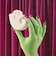 LUSH ゴースト イン ザ ダーク ソープ 固形石鹸 ボディソープ ハロウィン 数量限定 ギフト プレゼント 光る おばけ シトラス 香り 保湿 洗面 ラッシュ 公式