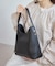 me fit BAG フィットワンショルダーミドルバッグ