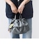 【WEB限定】チャーム 付き フリル 巾着 ショルダー