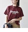 【SHIPS any別注】Collegiate Pacific:〈洗濯機可能〉V ガゼット プリント & 刺繍 Tシャツ