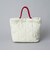 【再入荷/新色登場】ロゴ刺繍キカキルトショルダーバッグ（Mサイズ）