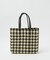 【MOON BIRD/ムーンバード】手編みのメルカドバッグM/手編み/正方形【W