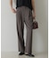 タックストレートパンツ