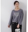 ＜ウォッシャブル＞〈a／mie〉ラグランロゴトップス　26SS