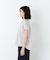 《大人気追加入荷！ ／ 洗える》ライトカットソースタンドフリルブラウス