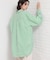 ゆったりシルエットで体型カバー ロングシャツ