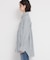 ゆったりシルエットで体型カバー ロングシャツ