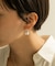 SMELLY so’　curve earring