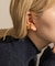 SMELLY so’　flat circle earcuff gld