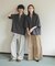 『ユニセックス』ダンボールポンチハーフジップショートスリーブTシャツ