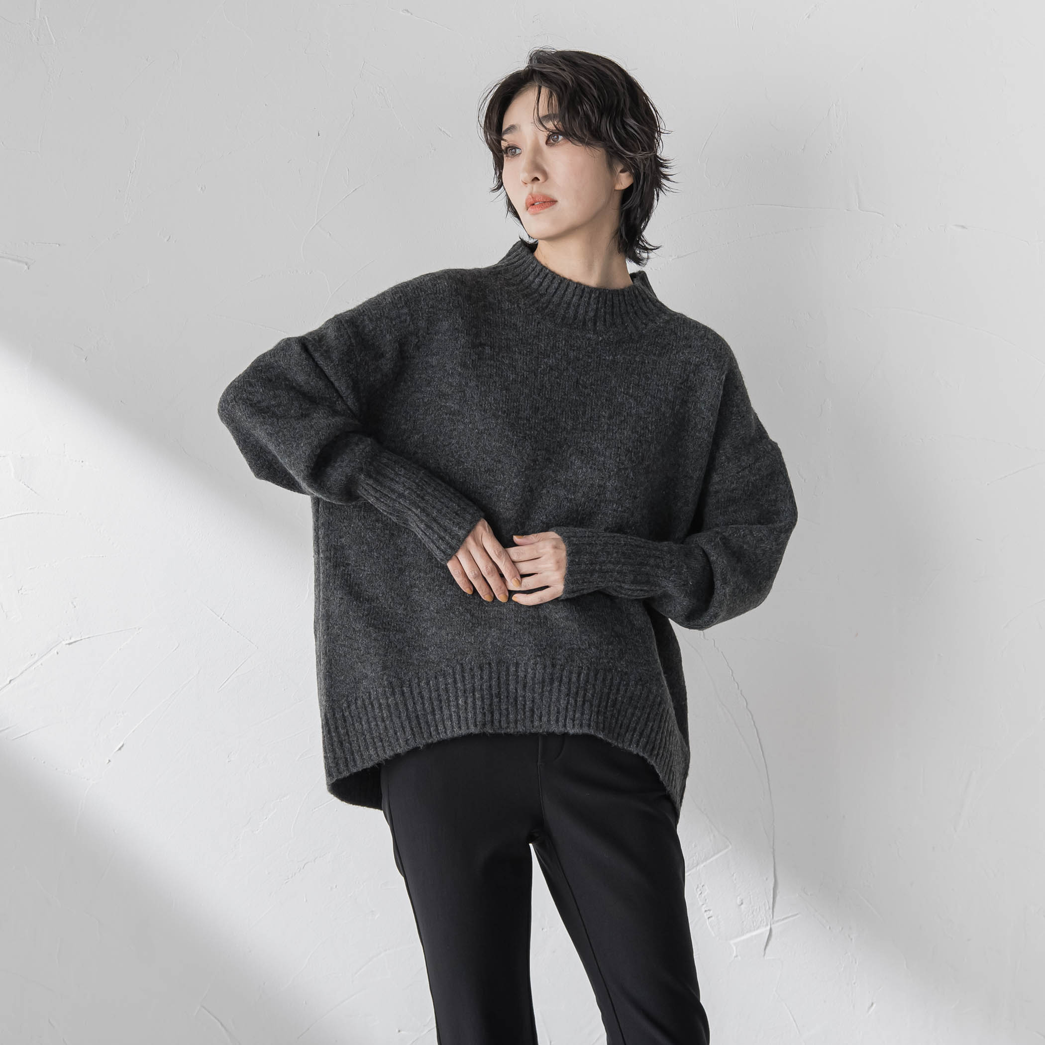【WEB限定】”毎日頼れる”ゆったりモックネックニット