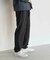 ポリエステルギャバジンワンタックセミテーパードパンツ