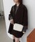【必需品がしっかり入る◎】メッシュ編みシュリンクショルダーバッグ