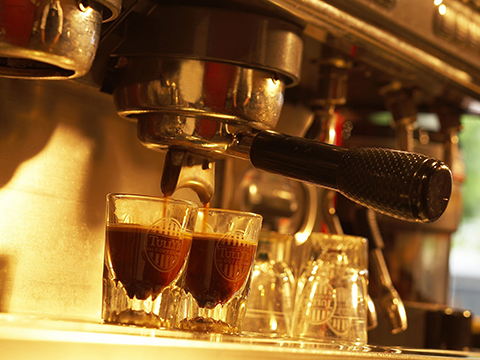TULLY’S COFFEE
