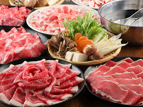 但马屋的牛肉涮锅和牛肉寿喜Tajimaya