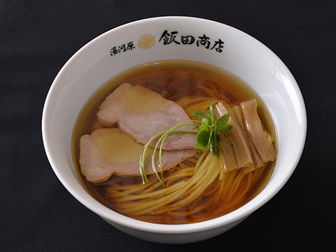鶏出汁醤油らぁ麺　具材付き<BR>（具材はチャーシュー、メンマ）<BR>冷凍1食入り