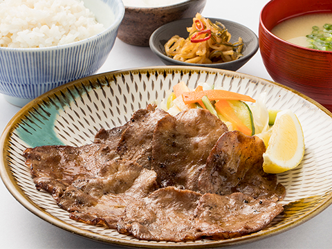 うまや