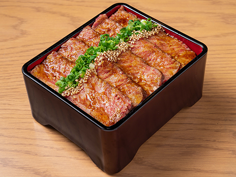 米の上で肉おどる　旨い米と焼肉重　ミツボシ