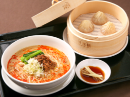 おすすめメニュー 担々麺＆小籠包セット